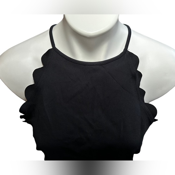BLACK CROP TOP| scallop sides H&M - Picture 6 of 6